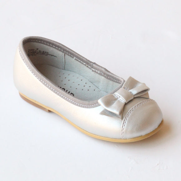 L'Amour Girls C-520 Silver Bow Dress Flats