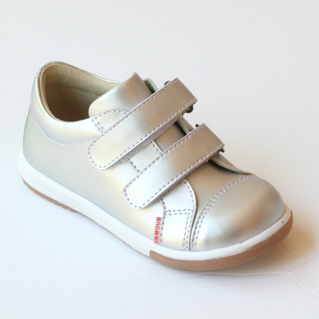L'Amour Girls Caroline Double Velcro Scalloped Leather Sneaker – L