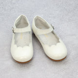 L'Amour Toddler Girls Sonia Classic Scalloped White Leather Flat