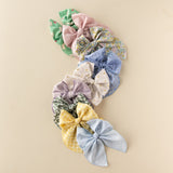 April | Party Bow