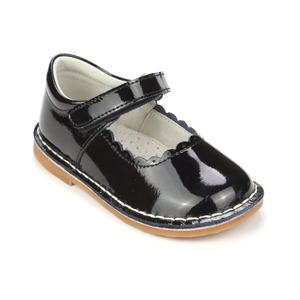 L'Amour Girls Caitlin Scalloped Patent Black Mary Janes - Babychelle.com