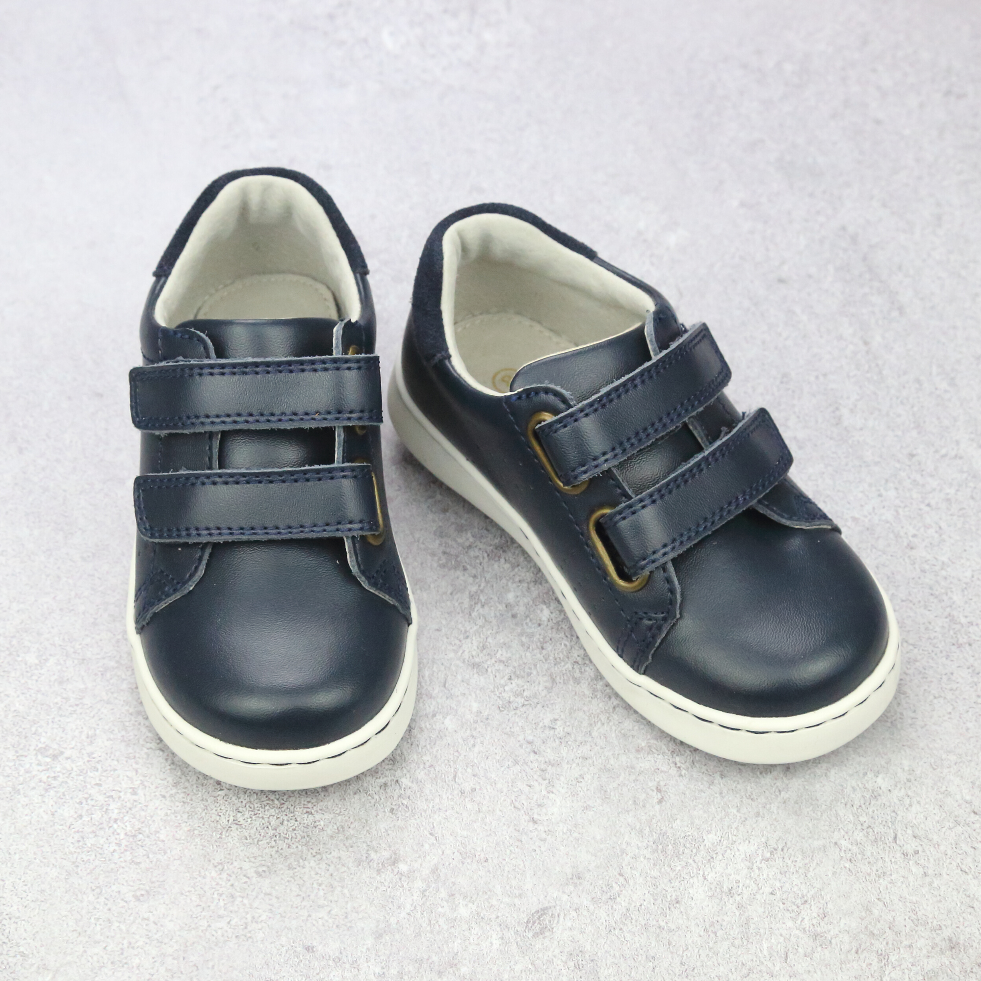 Boys size 2025 13 velcro shoes
