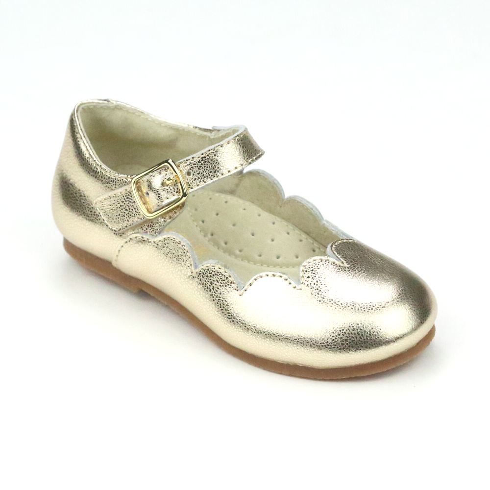 Sonia Scalloped Flat Silver / 13 Sonia Scalloped Flat Silver / 13
