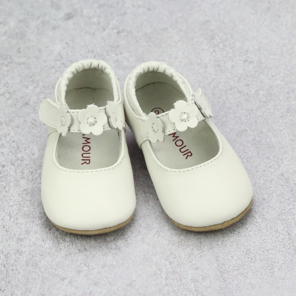 Baby white 2025 patent shoes