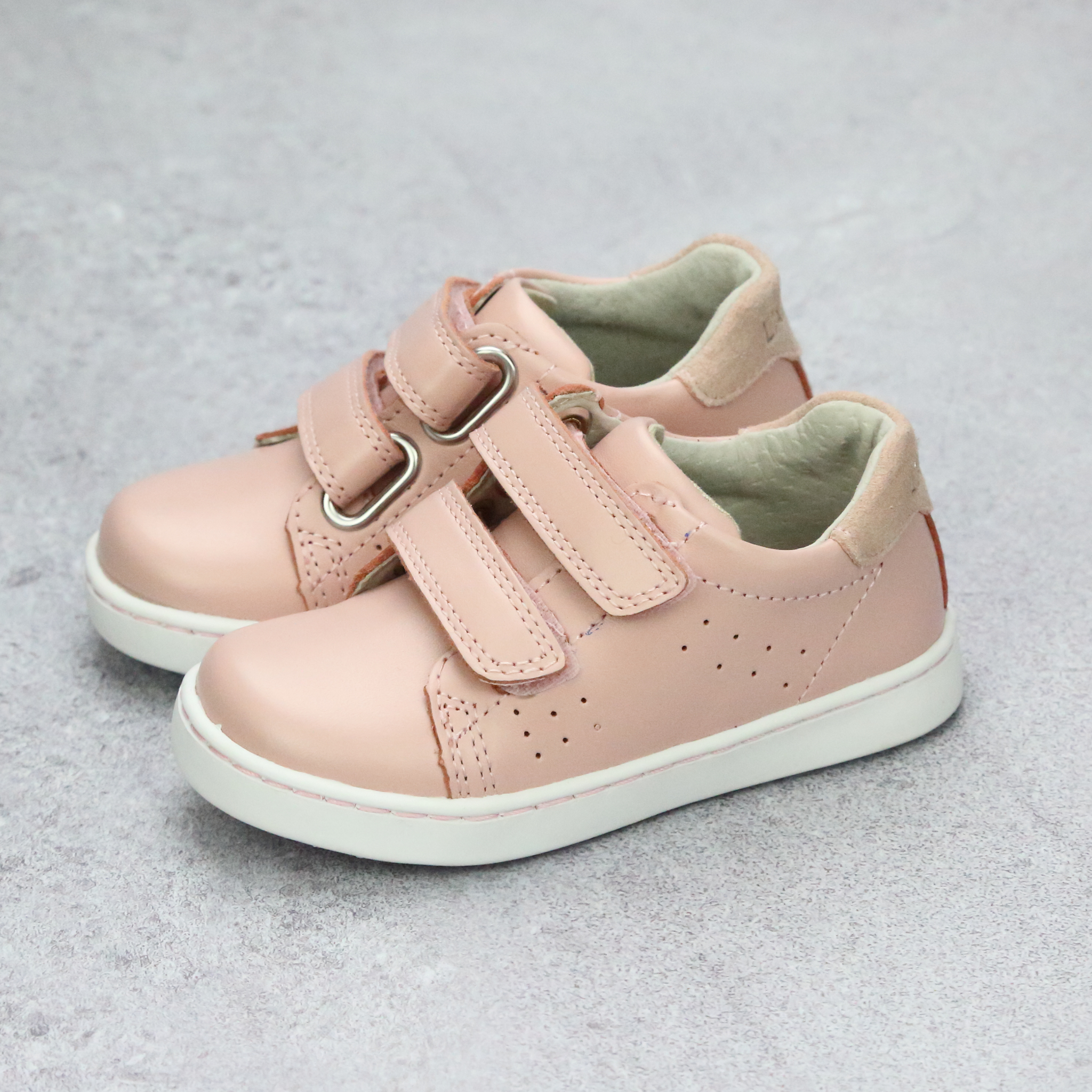 Girls Kenzie Double Velcro Sweetheart Sneaker