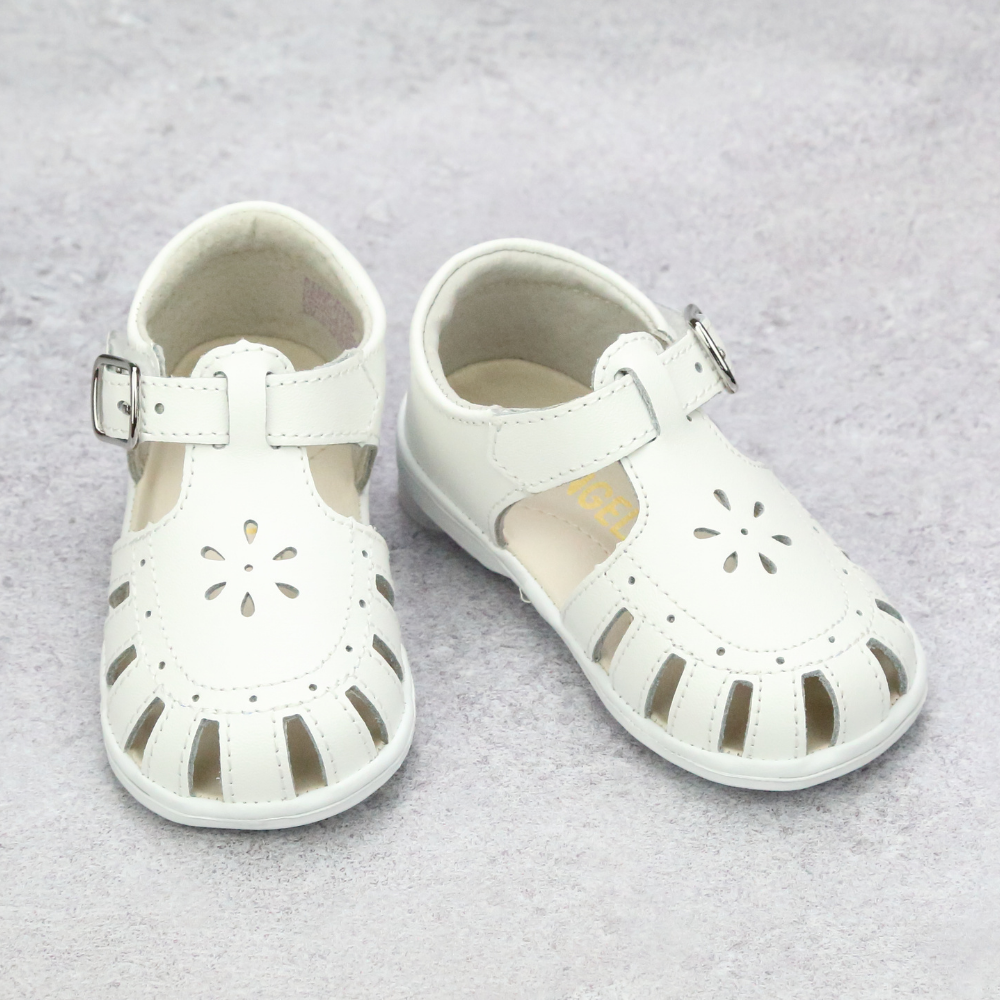 Baby girl white leather shoes shop